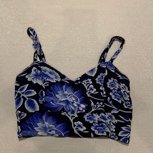 Aeropostale Blue Flowered crop top Size XS